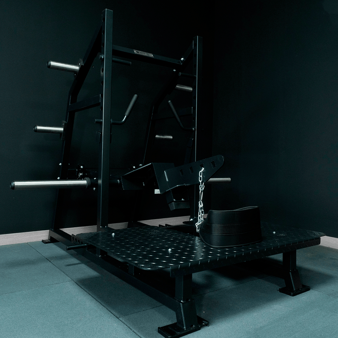 Sentadillas con Cinturón (Belt Squat) | Máquina de Palanca - Pro Series